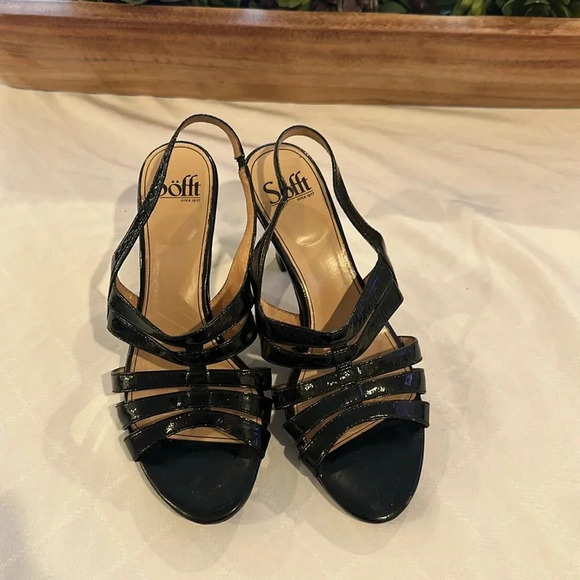 SOFFT brand black patent leather‎ strap heel heels heeled sandals shoes size 8.5 - Picture 2 of 6